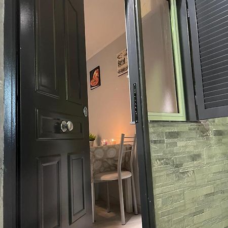 Mary House Spacca Napoli Exterior photo